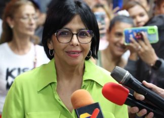 Delcy Rodríguez acusa a Guyana de robar recursos naturales de Venezuela