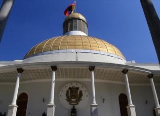 Oposición venezolana en la Asamblea Nacional llama a diálogo