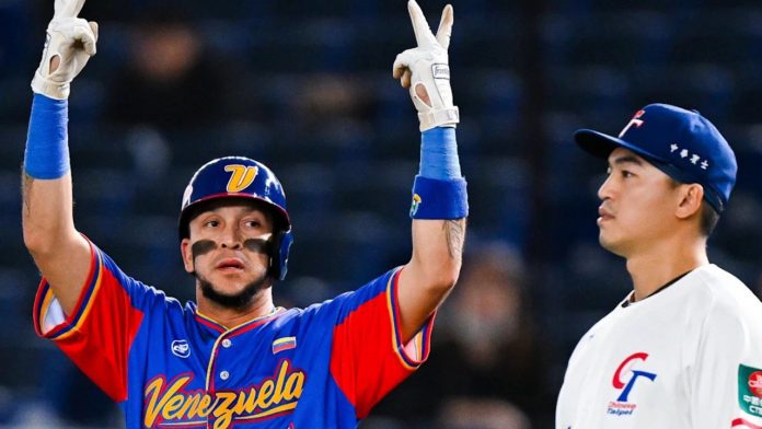 Venezuela avanza a semifinales tras remontar el marcador de 0-2 en los primeros encuentros