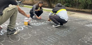 Estudiantes rinde un homenaje a todos los jóvenes asesinados en las protestas desde 2014