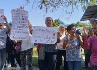 Habitantes de la Urb. El Trigal manifestaron su inconformidad con el deficiente servicio de agua provisto por la hidrológica