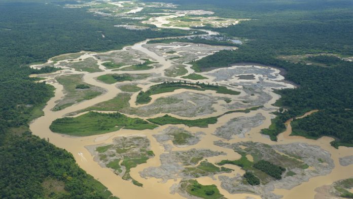 Minería ilegal en la Amazonía