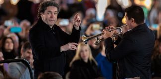 Gustavo Dudamel se orquestó el concierto benéfico en Valencia, España