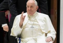 Salud del Papa Francisco empeora tras sufrir crisis respiratoria y anemia que requirió transfusiones de sangre y oxígeno