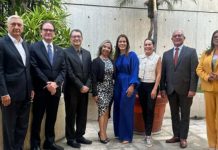La nueva directiva de la Cámara de Aseguradores de Venezuela, que presidirá, María Silvia Rodríguez Feo. Foto CAV