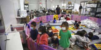 Niños inmigrantes bajo protección del "Acuerdo Flores"