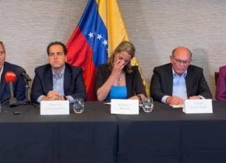 Asilados en la embajada Argentina desde Estados Unidos