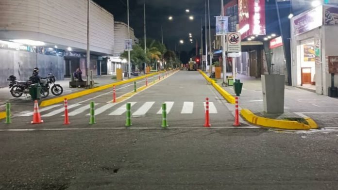 La Alcaldía de Iribarren, a través de la AMTT, ha logrado un progreso sustancial en el proyecto piloto de la ciclovía de la Av. 20 en Barquisimeto, extendiéndose desde la Av. Vargas hasta la calle 31.